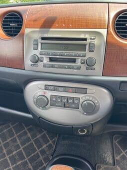 
										Daihatsu Mira Gino 2005 full									