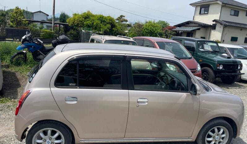 
								Daihatsu Mira Gino 2005 full									