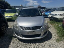 
										2012 Suzuki Swift full									