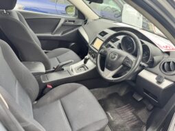 
										Mazda Axela 2011 full									