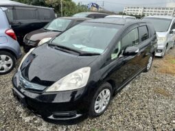 
										Honda Fit Shuttle Hybrid 2012 full									