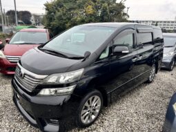 
										Toyota Vellfire 2011 full									