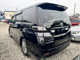 
										Toyota Vellfire 2011 full									