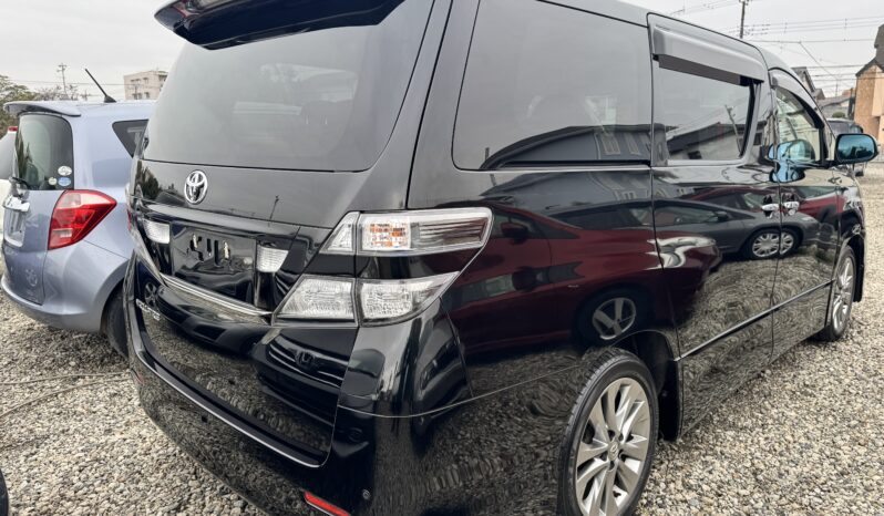 
								Toyota Vellfire 2011 full									