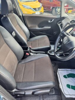 
										2011 Honda Fit Shuttle full									