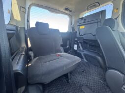 
										2013 Toyota Voxy full									