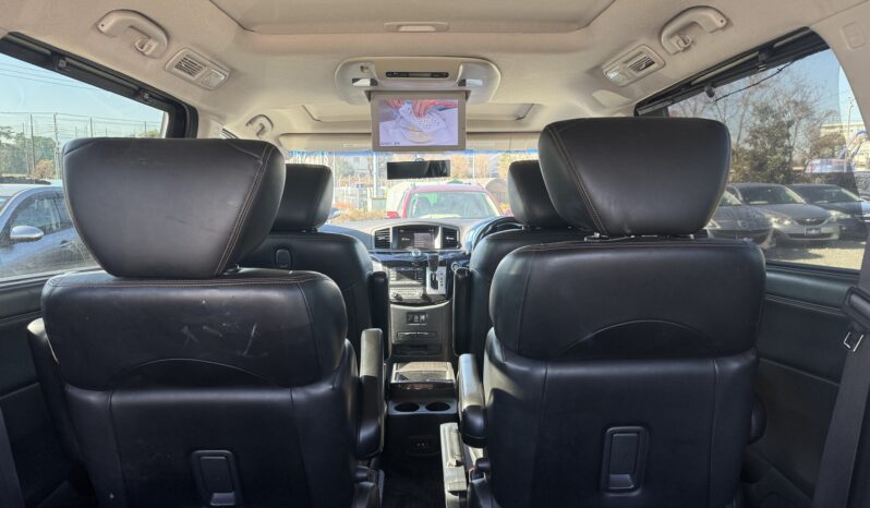 
								Nissan Elgrand 2010 full									