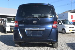 
										2009 Honda Freed Blue full									