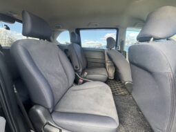 
										2009 Honda Freed Gray full									