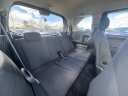 
										2009 Honda Freed Gray full									