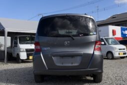 
										2009 Honda Freed Gray full									