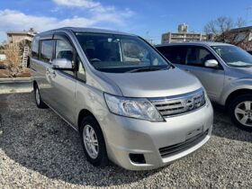 2009 Nissan Serena