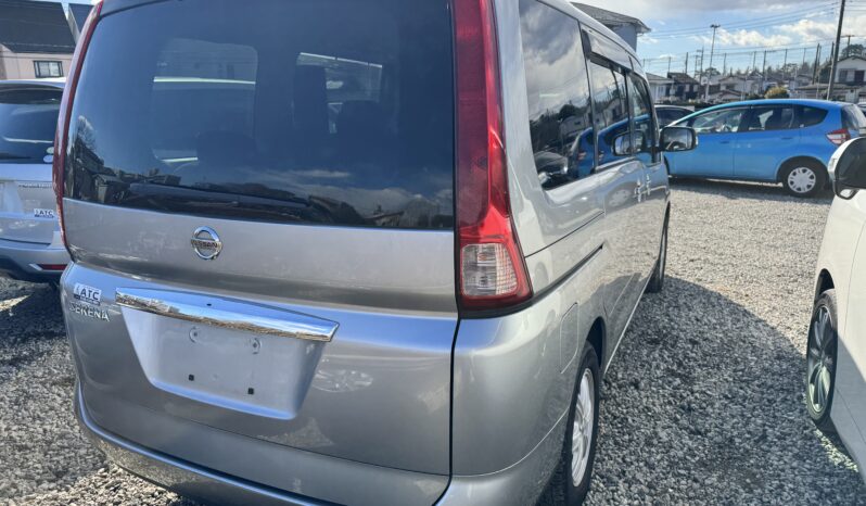 
								2009 Nissan Serena full									