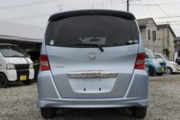 
										2009 Honda Freed full									